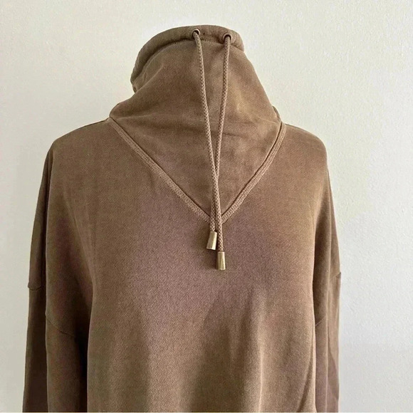 NWOT New Wrap London Sweatshirt High Neck - Picture 7 of 9
